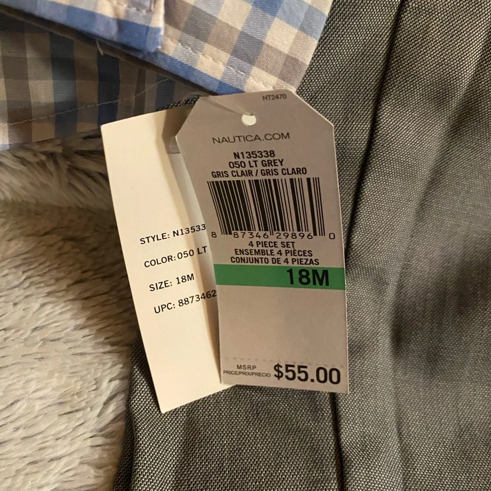 NWT Nautica Boy’s 4 piece suit, size 18 mos